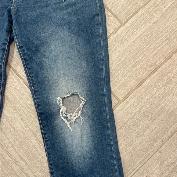 Kut from the Kloth Distressed Dark Blue Straight Leg Jeans - Picture 4 of 5